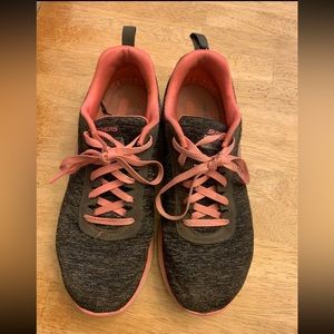 Memory Foam Skechers Tennis Shoes